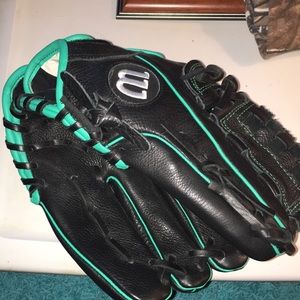 Softball left hand glove